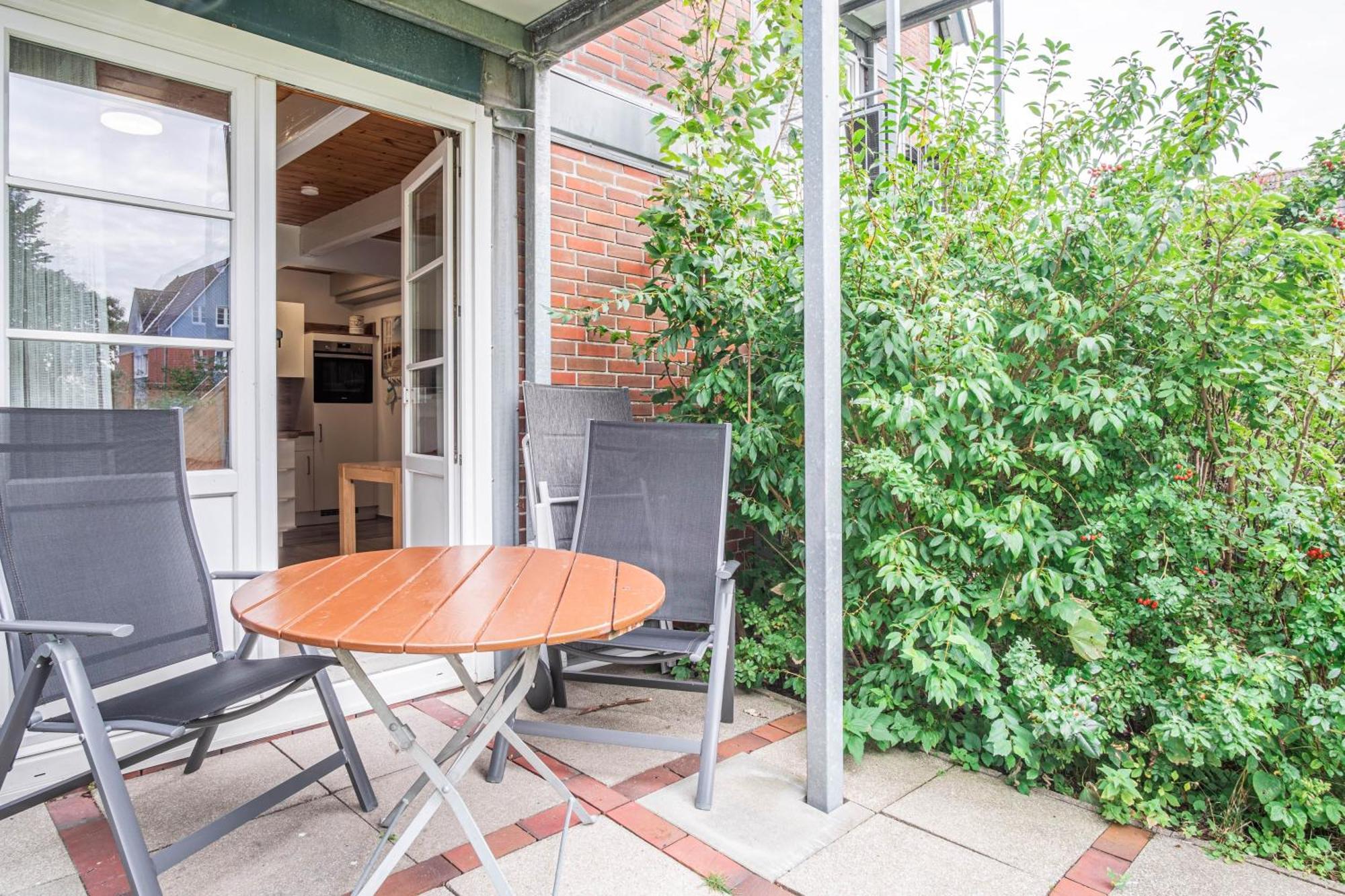 Haus Moewe Apartment Pellworm Exterior photo